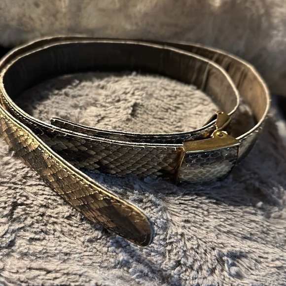 L.F.B. DIAMOND Genuine Snakeskin Beige Belt Pat.no.521596Condition good